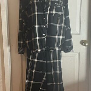 Victoria's Secret Black & White Plaid Button-Up Pajama Set